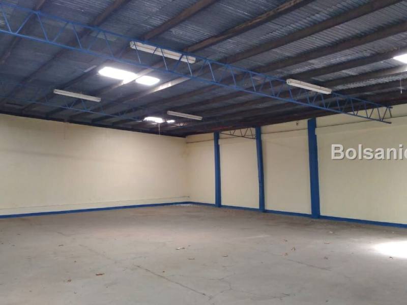 Alquiler de Bodega y Oficina Frente a la Carretera Norte