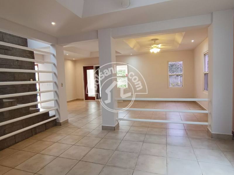 Alquiler de casa en Villa Fontana