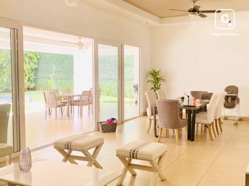 Casa en venta en Santo Domingo, Managua – 3 hab, 327 m²