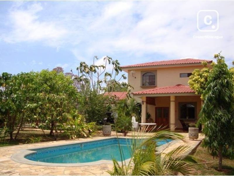 House for sale in Granada – 8 beds, 575 m²