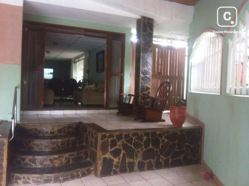 Casa en venta en Altamira, Managua – 3 hab