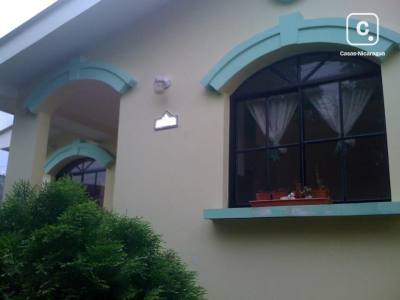 Casa en venta en Suburbana, Managua – 4 hab