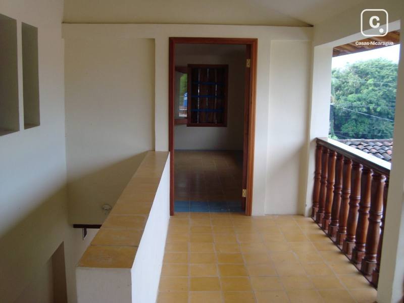 House for sale in Granada – 3 beds, 270 m²