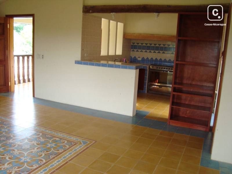 House for sale in Granada – 3 beds, 270 m²