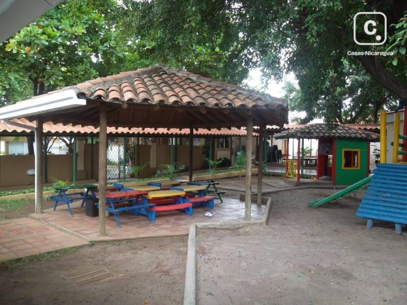 Building for sale in Reparto San Juan, Managua – 800 m²