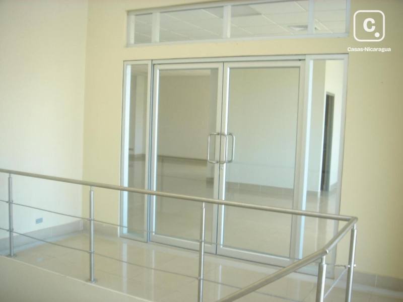 Building for rent in Managua – 368 m²