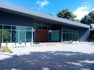 Oficina en alquiler en Las Colinas, Managua – 389 m²