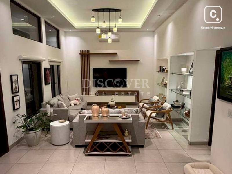 Casa en venta en Carretera Sur, Managua – 3 hab, 727 m²