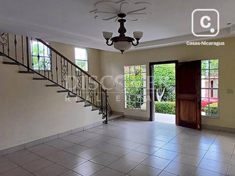 Casa en alquiler en Las Colinas, Managua – 3 hab, 200 m²