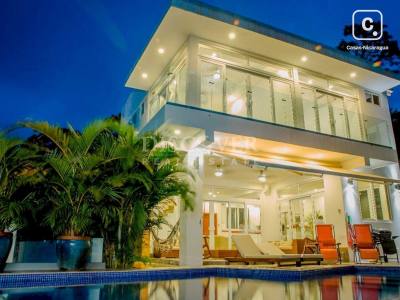Beach house for sale in San Juan del Sur, Rivas – 3 beds, 350 m²