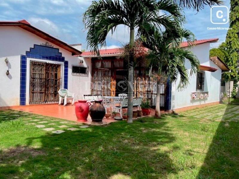 Casa en alquiler en Los Robles, Managua – 4 hab, 260 m²