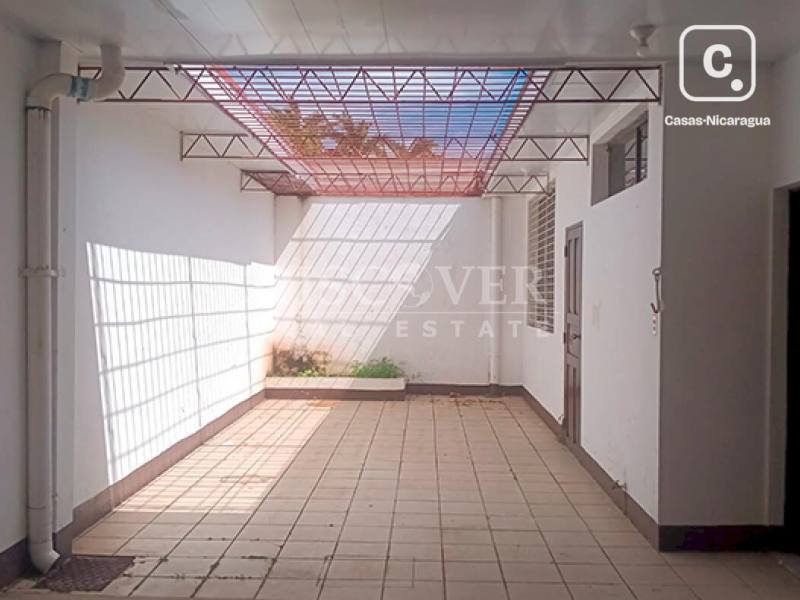 Casa en venta en Bolonia, Managua – 4 hab, 525 m²