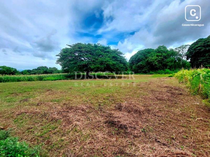 Terreno en venta en Carretera Masaya, Managua – 50,000 varas²