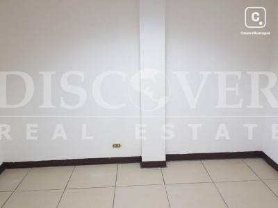 Oficina en alquiler en Altamira, Managua – 75 m²