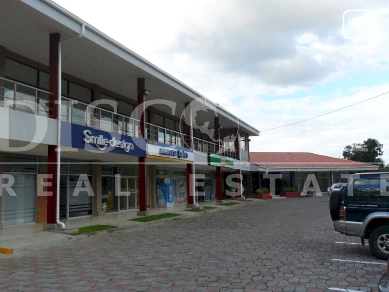Local comercial en alquiler en Villa Fontana, Managua – 51 m²