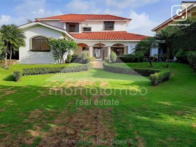 Casa en alquiler en Las Cumbres, Managua – 5 hab, 300 m²
