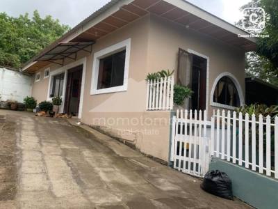 Casa en alquiler en Carretera Vieja a León, Managua – 3 hab, 2,603 varas²