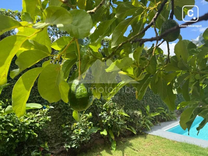 Casa en venta en Santo Domingo, Managua – 4 hab, 289 m²