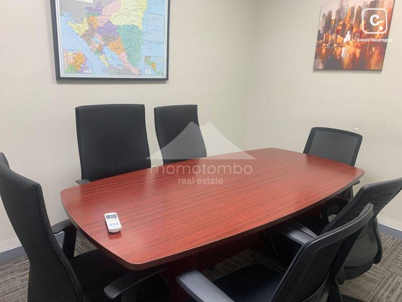 Oficina en alquiler en Planes de Altamira, Managua – 11 m²