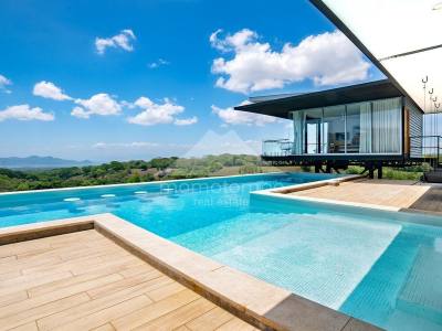 House for sale in Suburbana, Managua – 7 beds, 600 m²