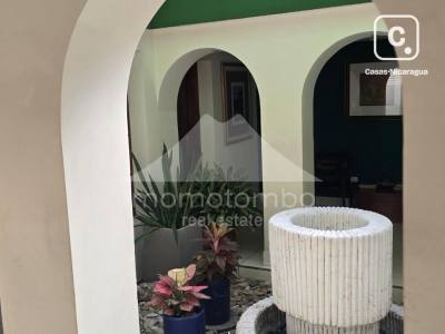 Oficina en alquiler en Bolonia, Managua – 17 m²