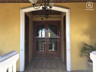 Local comercial en venta en Colonia El Periodista, Managua – 400 m²