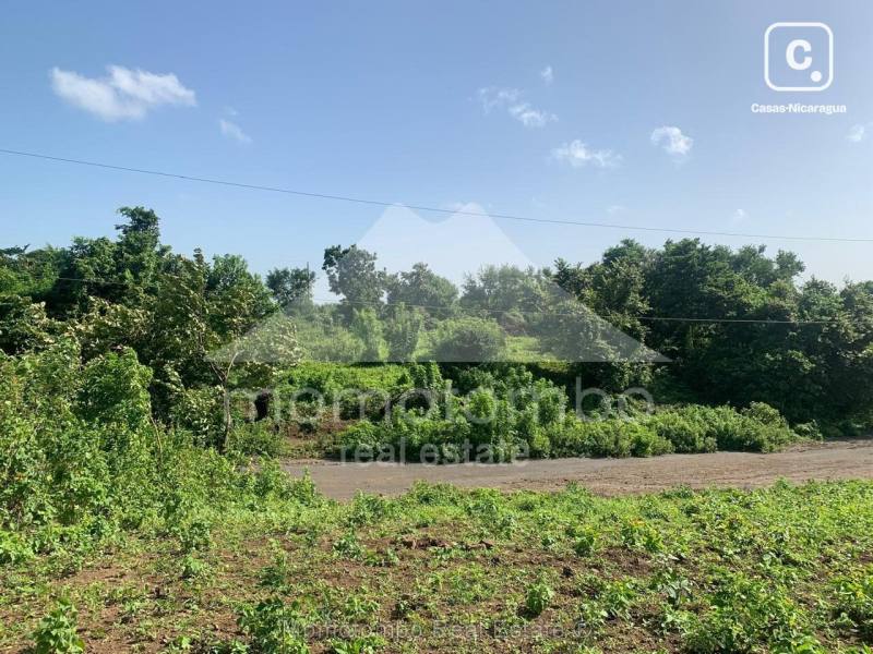 Terreno en venta en Vistas de Esmeralda, Managua – 3,677 varas²