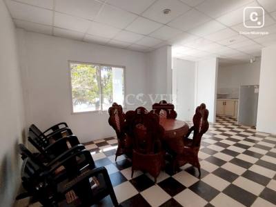 Casa en alquiler en Granada – 5 hab, 435 m²