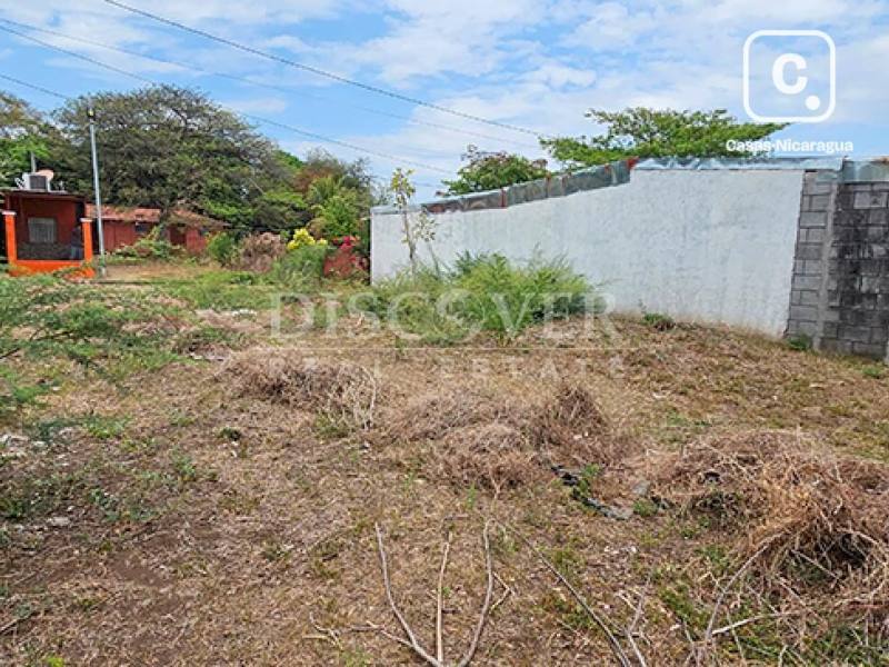 Terreno en venta en Granada – 293 varas²