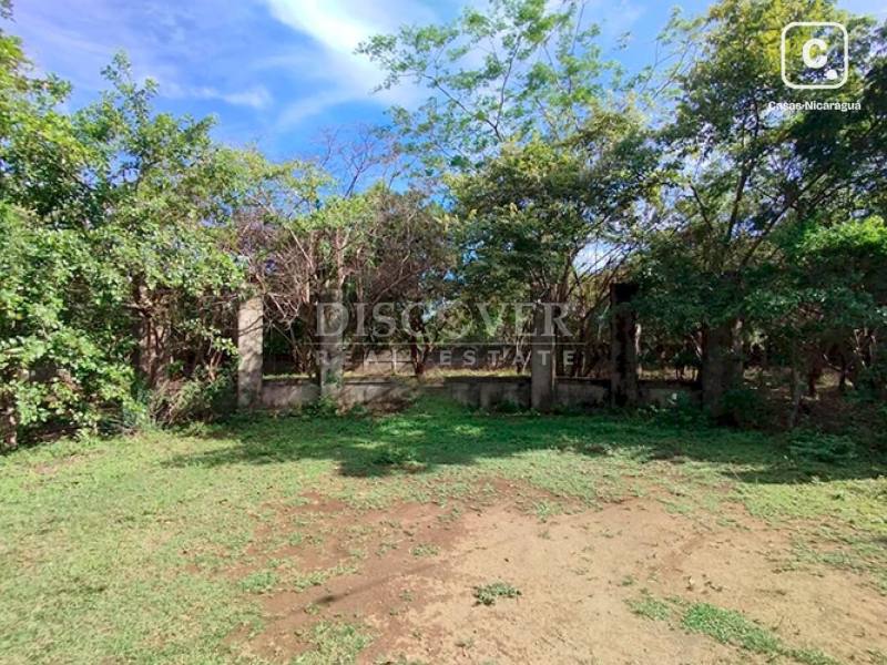 Terreno en venta en Granada – 5,821 varas²