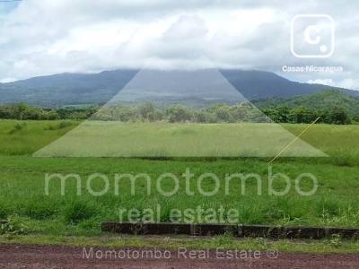 Terreno en venta en Granada – 1,529 varas²