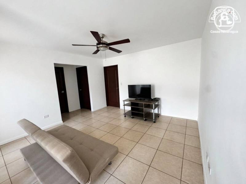 Casa en alquiler en Las Colinas, Managua – 3 hab, 190 m²