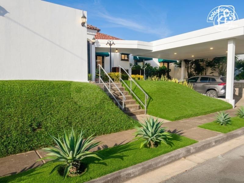 Casa en alquiler en Las Cumbres, Managua – 3 hab