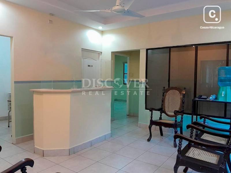 Edificio en alquiler en Carretera Vieja a León, Managua – 100 m²