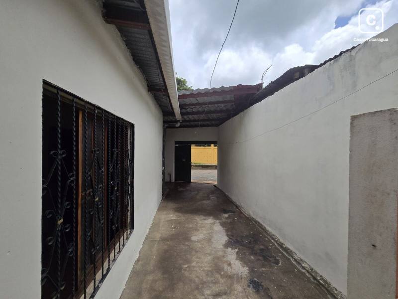 Casa en venta en Diriomo, Granada – 4 hab, 190 m²