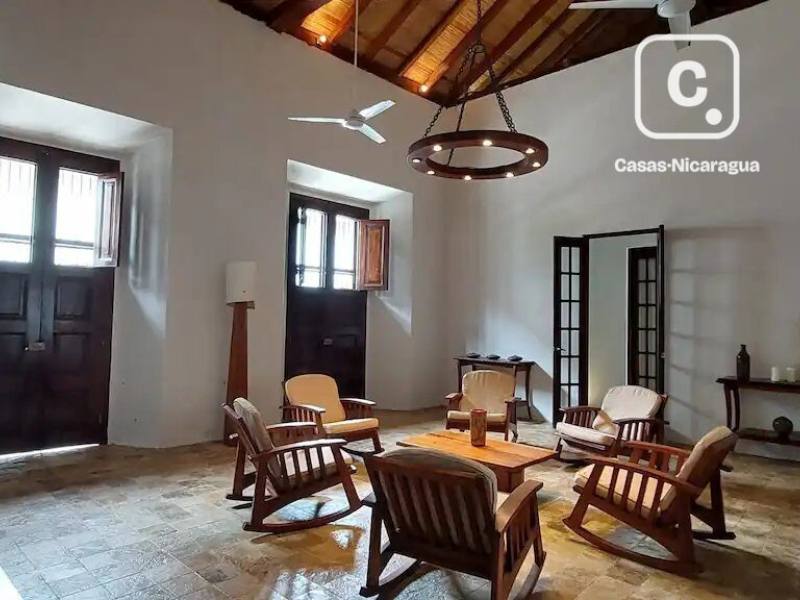 Apartamento en venta en Granada – 4 hab