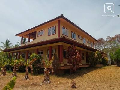 Finca en venta en Granada – 4 hab, 56 m²
