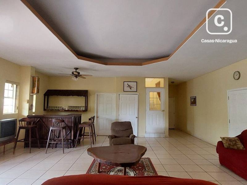 Finca en venta en Granada – 4 hab, 56 m²