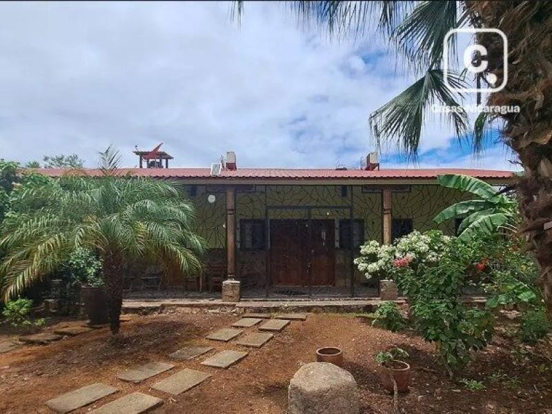 Casa en venta en Granada – 2 hab, 120 m²