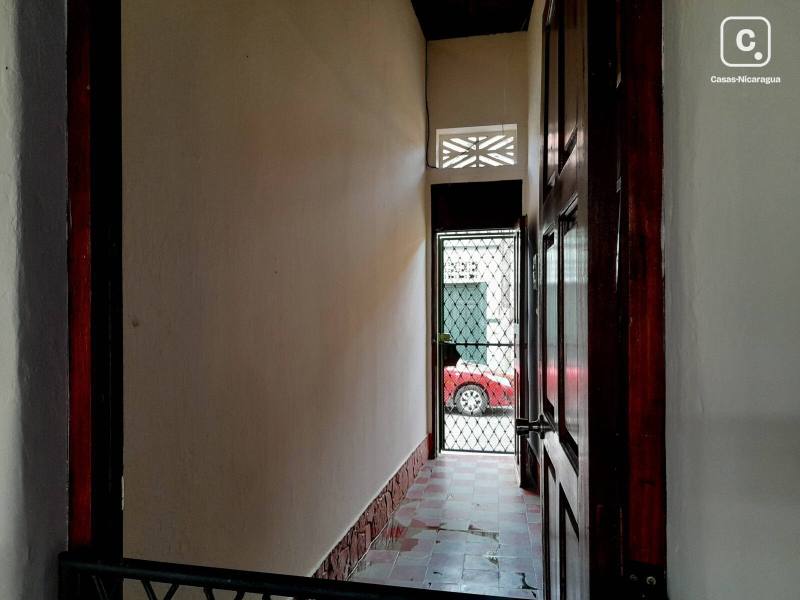 Casa en venta en Granada – 2 hab, 210 m²