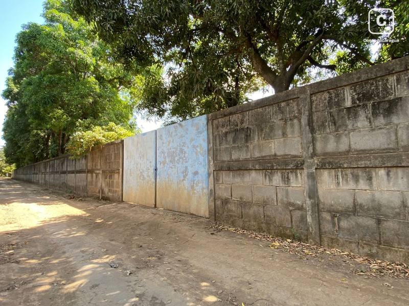 Terreno en venta en León – 12,000 varas²