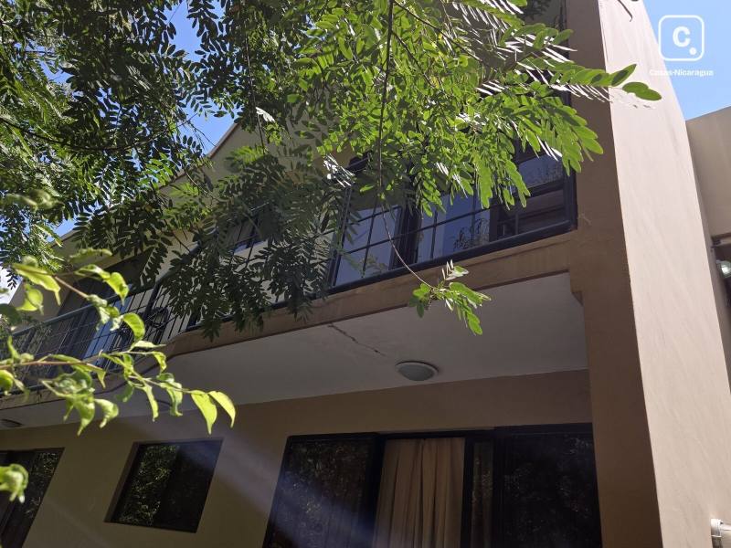 Apartamento en venta en Colonia Managua, Managua – 16 hab, 394 m²