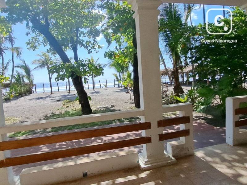 Casa de playa en venta en León – 6 hab