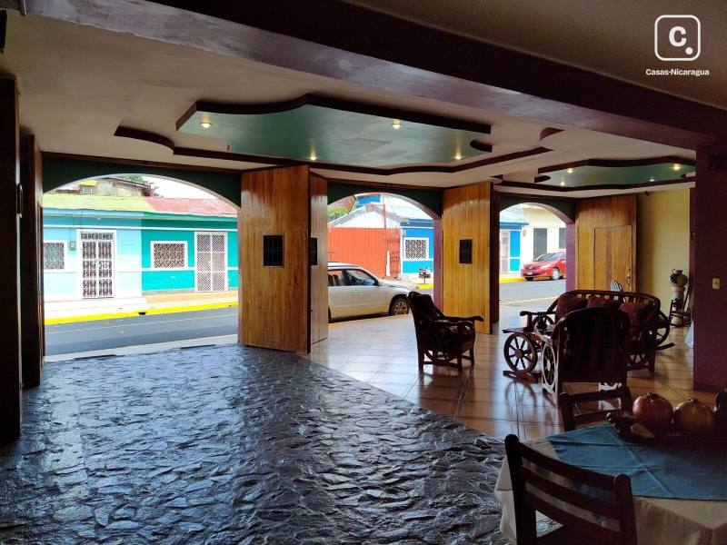Apartamento en venta en Granada – 13 hab