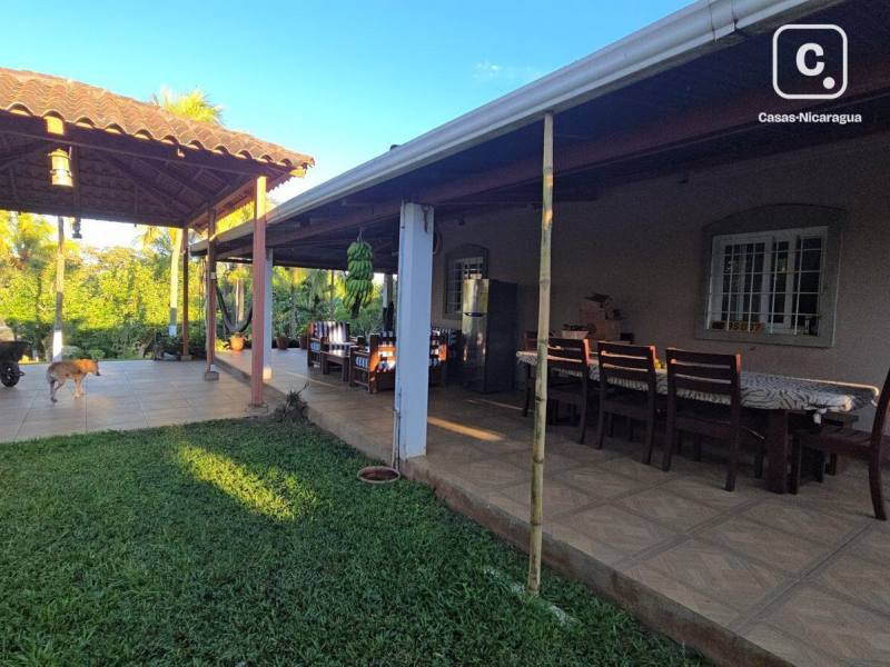 Finca en venta en Carazo – 2 hab, 110,048 varas²