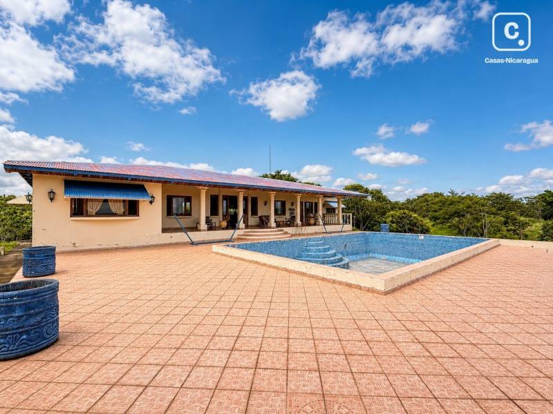Farm for sale in Rivas – 5 beds, 450 m²