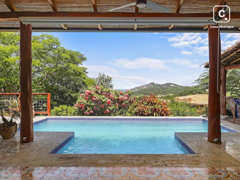 Casa de 2 habitaciones en 1,297 m² con piscina y energía solar, Lomas de Palermo, SJDS