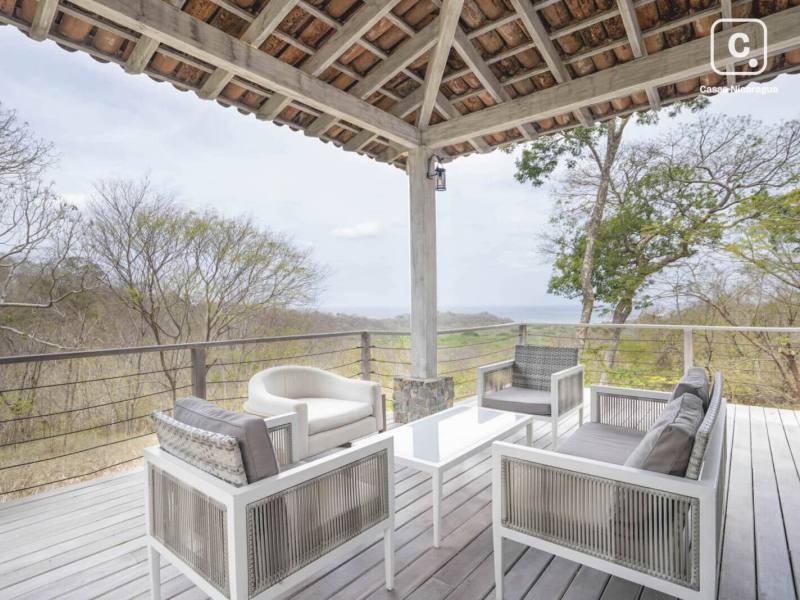 Bungalow de 1 habitación en 10,926 m², Rancho Santana, Tola