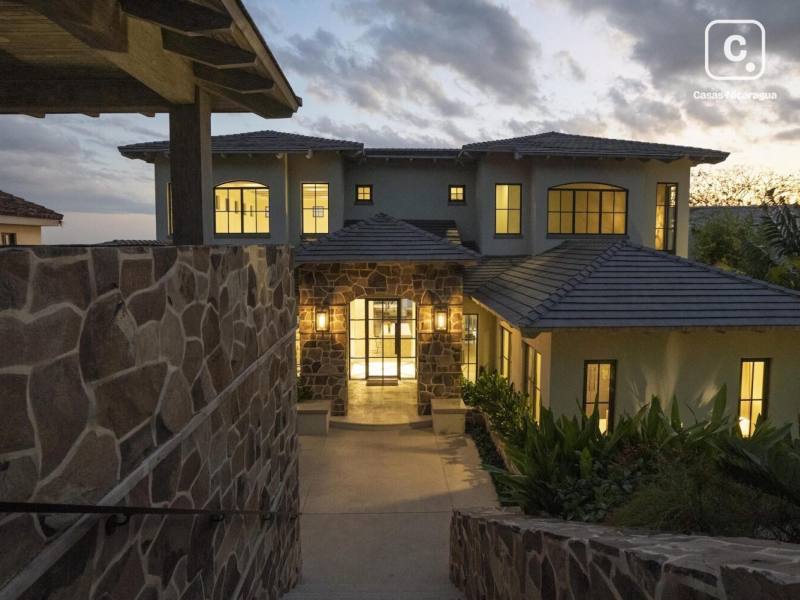 Beach house for sale in Tola, Rivas – 5 beds, 481 m²