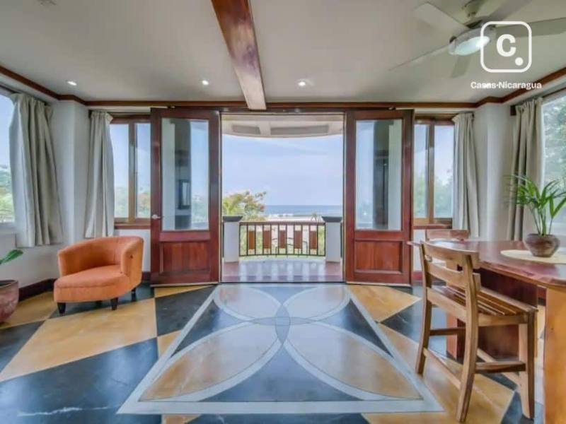 Beach house for sale in San Juan del Sur, Rivas – 3 beds, 279 m²